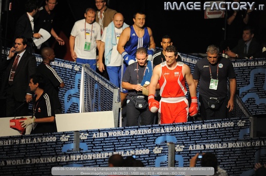 2009-09-12 AIBA World Boxing Championship 0948 - 91kg - Roberto Cammarelle ITA - Roman Kapitonenko UKR
